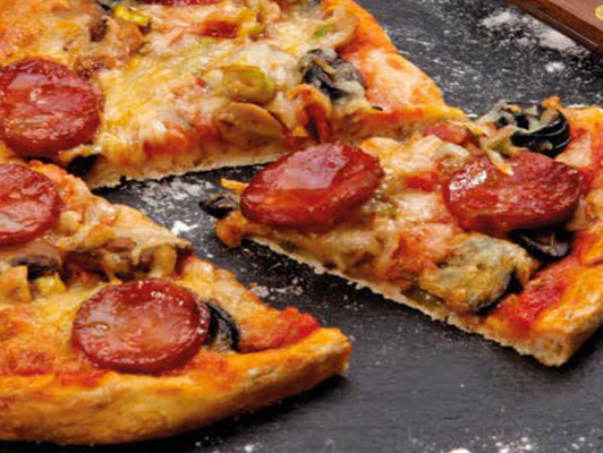 pizza-de-chouriço